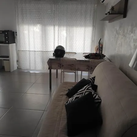 T1 Hyeres, Calme, Piscine, Clim, Wifi, Parking, Centre Apartment *